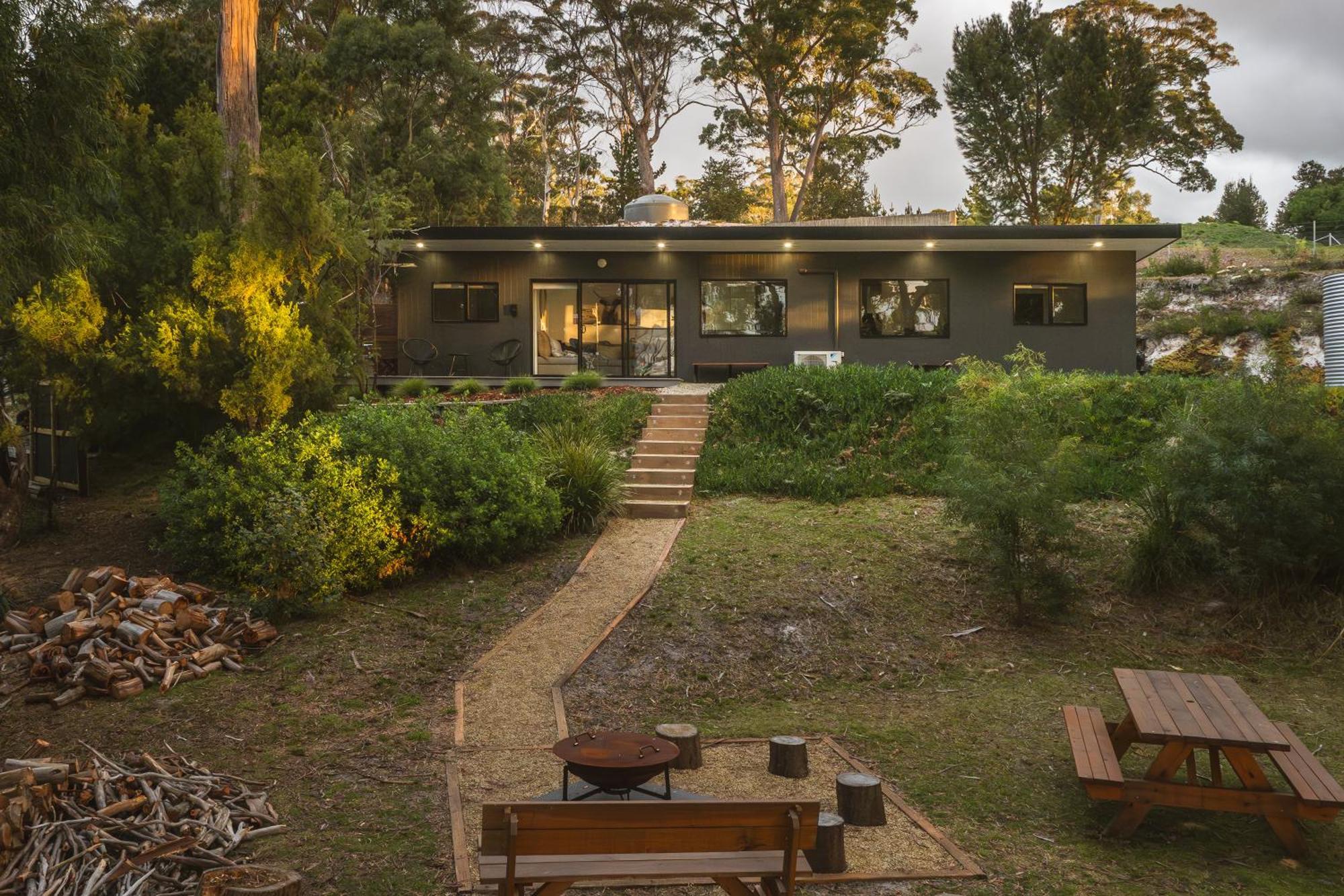 Blyth Retreat, Bruny Island Villa Simpsons Bay Exterior foto