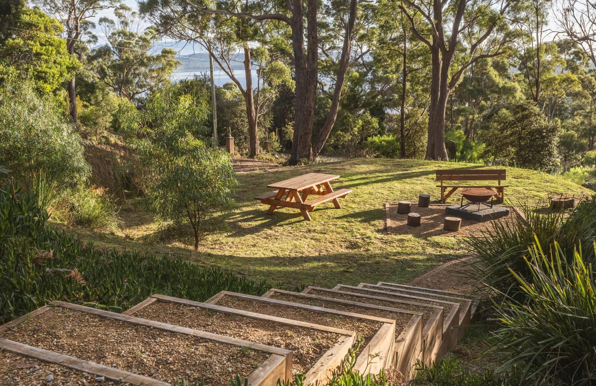 Blyth Retreat, Bruny Island Villa Simpsons Bay Exterior foto